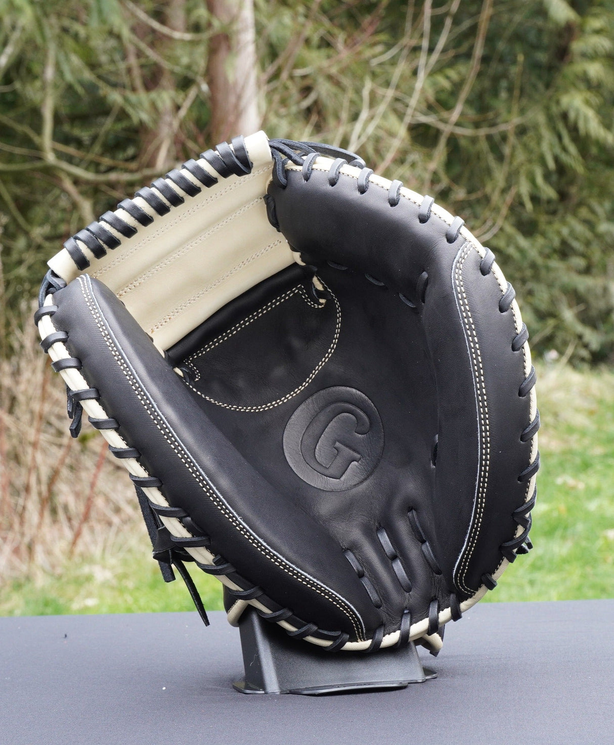 33.5" X-Closed Web Catchers Mitt Grace Glove