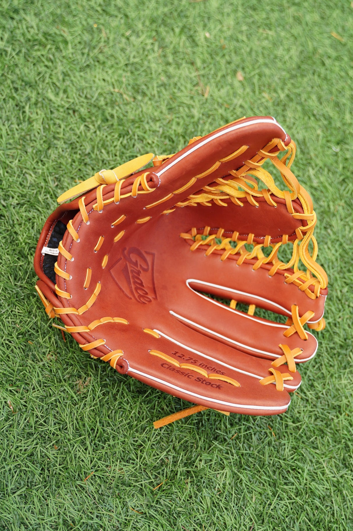 12.75" Outfield 6-Finger Grace Glove
