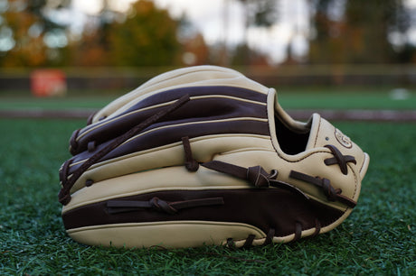 12.50" Outfield Closed Web Grace Glove