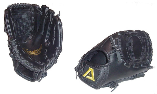 Akadema fielder’s glove in black