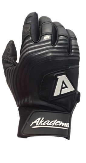 Akadema batting glove in black